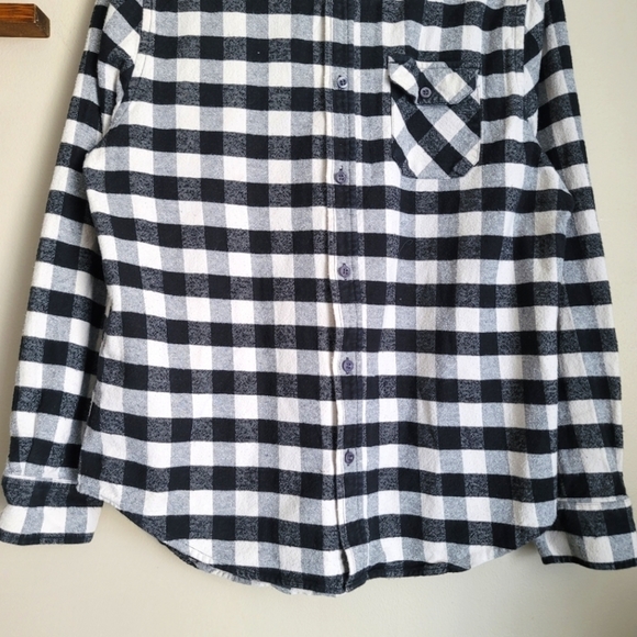 Five Four Flannel Plaid Button Down Shirts Long Sleeves Size Large in B - Picture 4 of 8